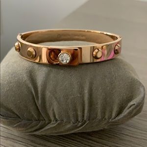 Clasp Bracelet
